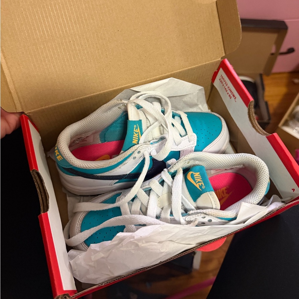 Nike Turquoise and Pink Athletic Shoes